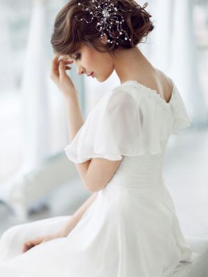 Beautiful bridal hairstyles for short hair, best salons in woking