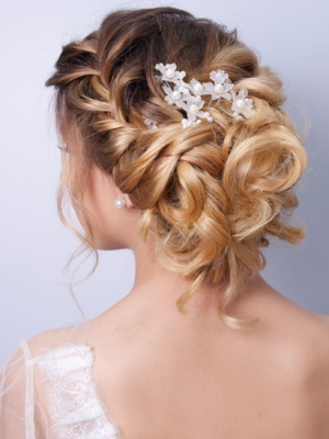 modern hairstyles for brides at hairlab hairdressers, woking